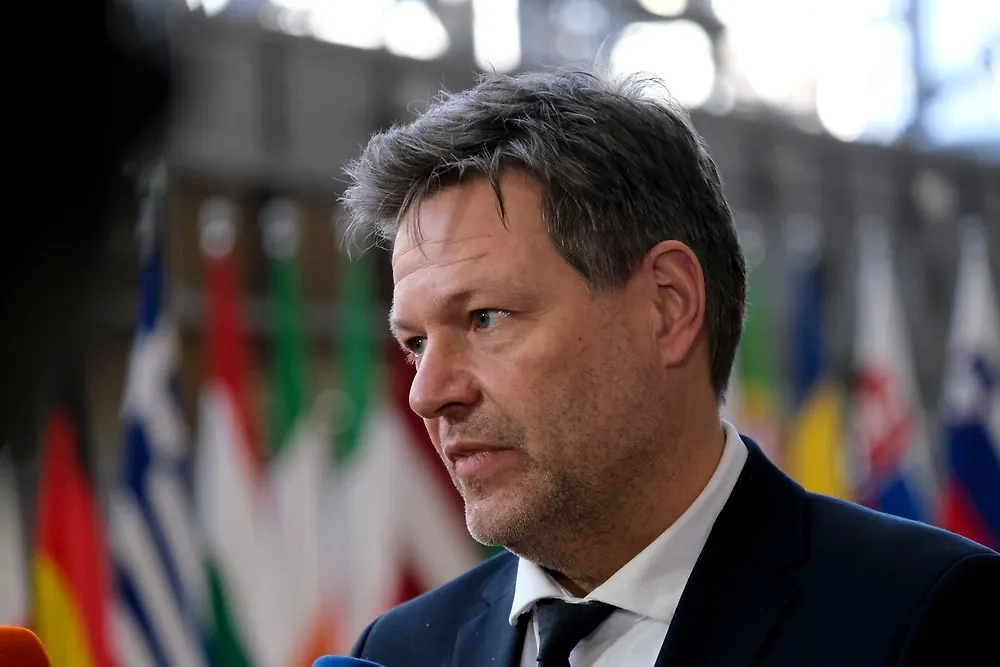 Вице-канцлер Германии, министр экономики и проблем климата Роберт Хабек. Обложка © Shutterstock / FOTODOM