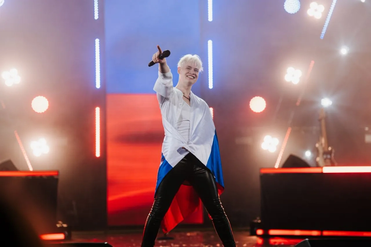 Shaman (настоящее имя — Ярослав Дронов). Обложка © t.me / SHAMAN