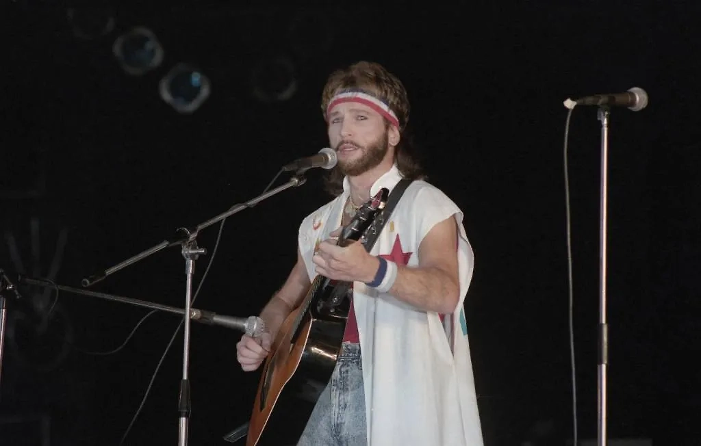 Обложка © Владимир Яцина/ТАСС 