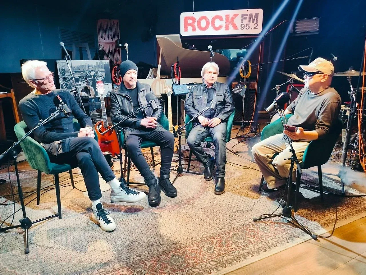На Радио ROCK FM прошёл «Квартирник ROCK FM». Обложка © Предоставлено Life.ru