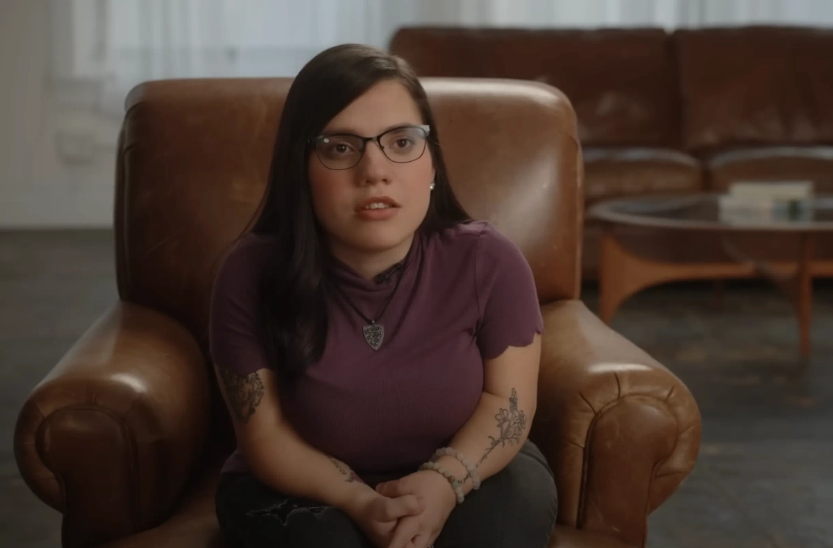 Наташа сейчас в новой приёмной семье, копит на операцию, ведь Обаме не удалось сделать американскую медицину такой же бесплатной и качественной, как и у нас. Фото © Youtube / People