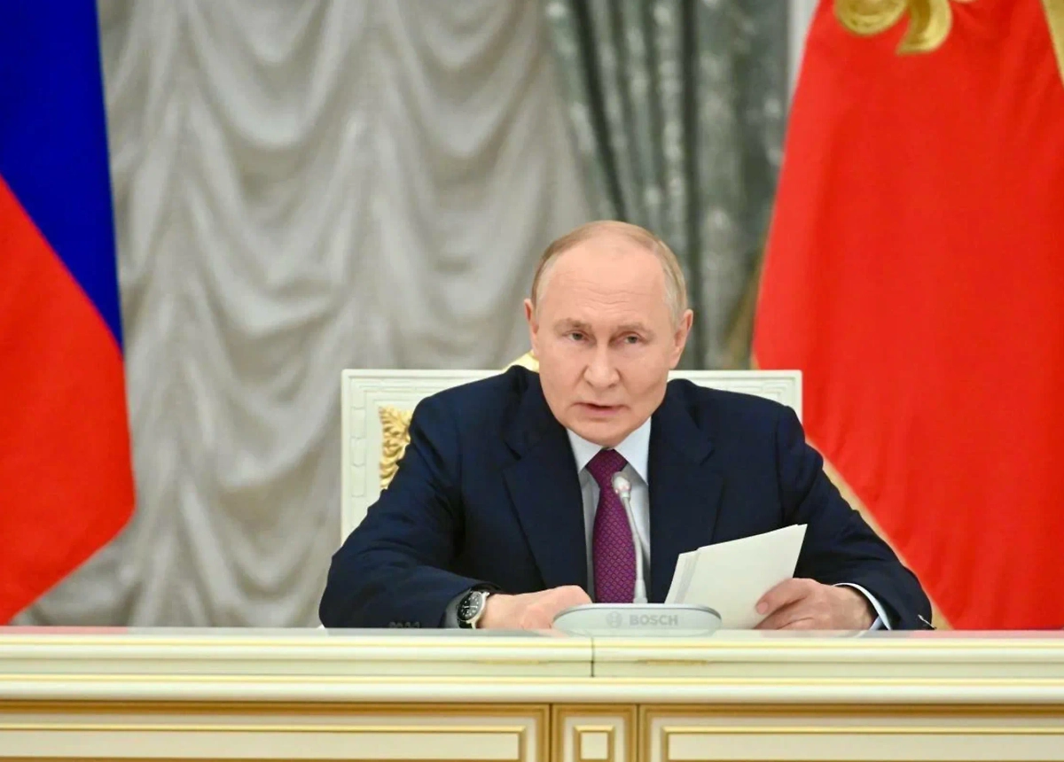 Владимир Путин. Обложка © Life.ru