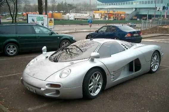 Isdera Silver Arrow C112i. Обложка © Wikipedia