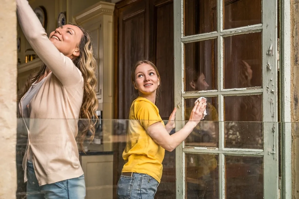 На Великий четверг наши предки грели покойников, калили четверговую соль, убирались — в общем, радовались жизни. Фото © Shutterstock / FOTODOM / Olena Yakobchuk