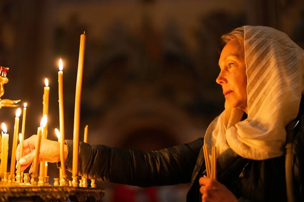 Троицкая родительская суббота — это важный день. Его нужно проводить с уважением. Фото © Shutterstock / FOTODOM / fortton