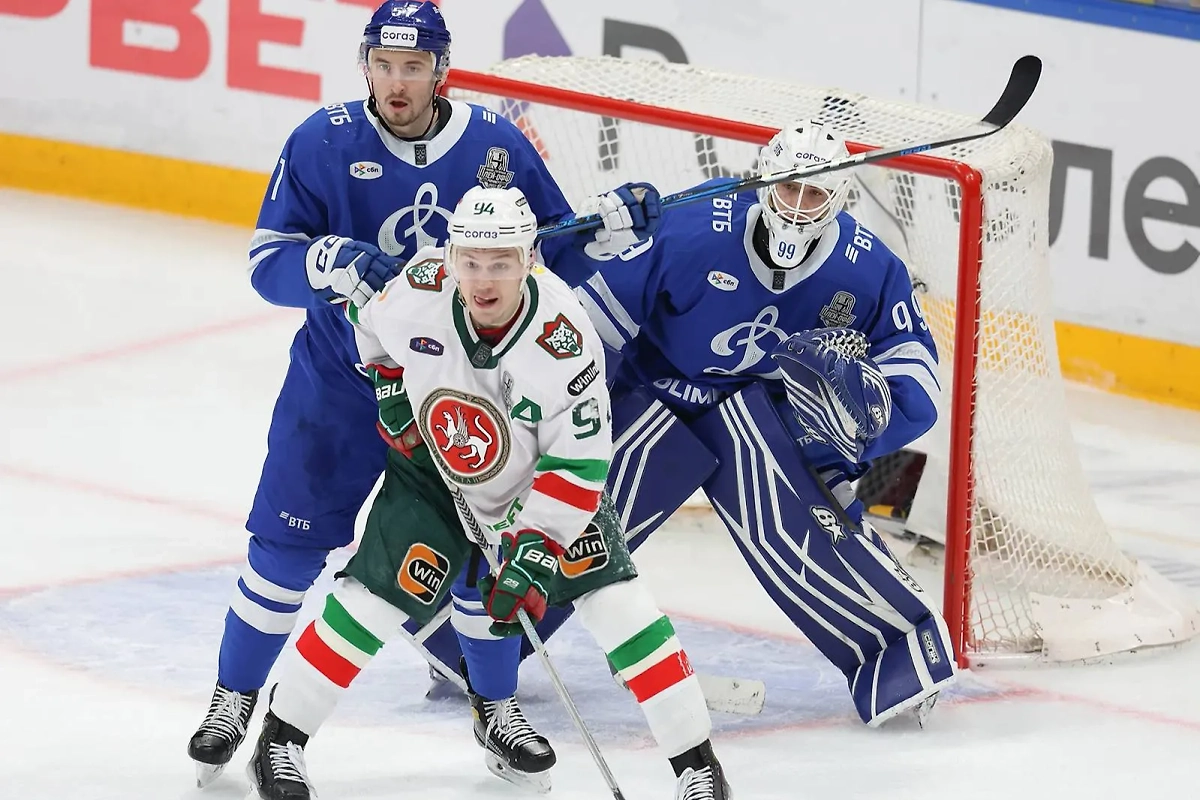 Игроки «Динамо» и «Ак Барса». Обложка © dynamo.ru