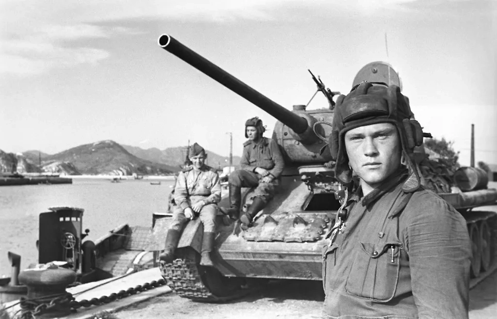 Обложка © ТАСС / Евгений Халдей