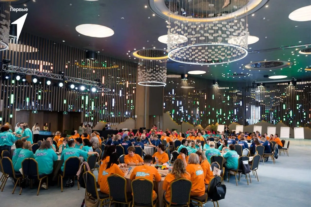 «Движение первых» запустило образовательную программу для наставников. Обложка © Telegram / Движение Первых