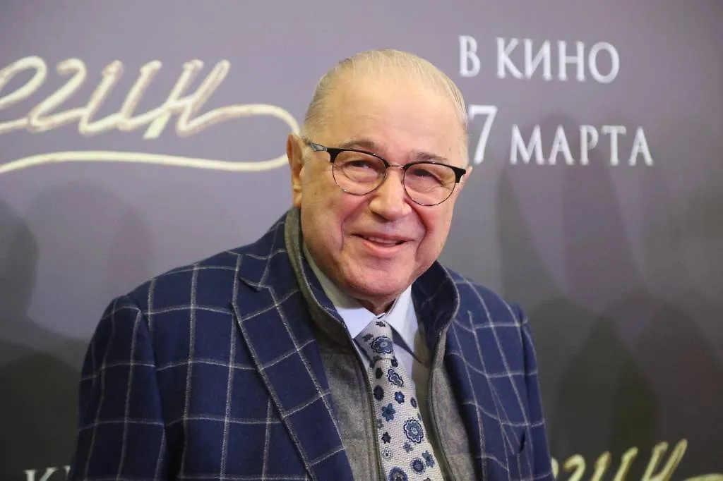 Евгений Петросян. Обложка © ТАСС / Бизнес Online / Алексей Белкин