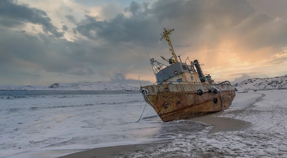 Баренцево море. Обложка © Shutterstock / FOTODOM / Elena Nechiporenko