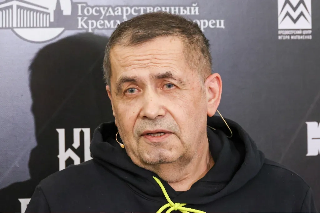  Певец, лидер группы «Любэ» Николай Расторгуев. Обложка © ТАСС /  Сергей Карпухин