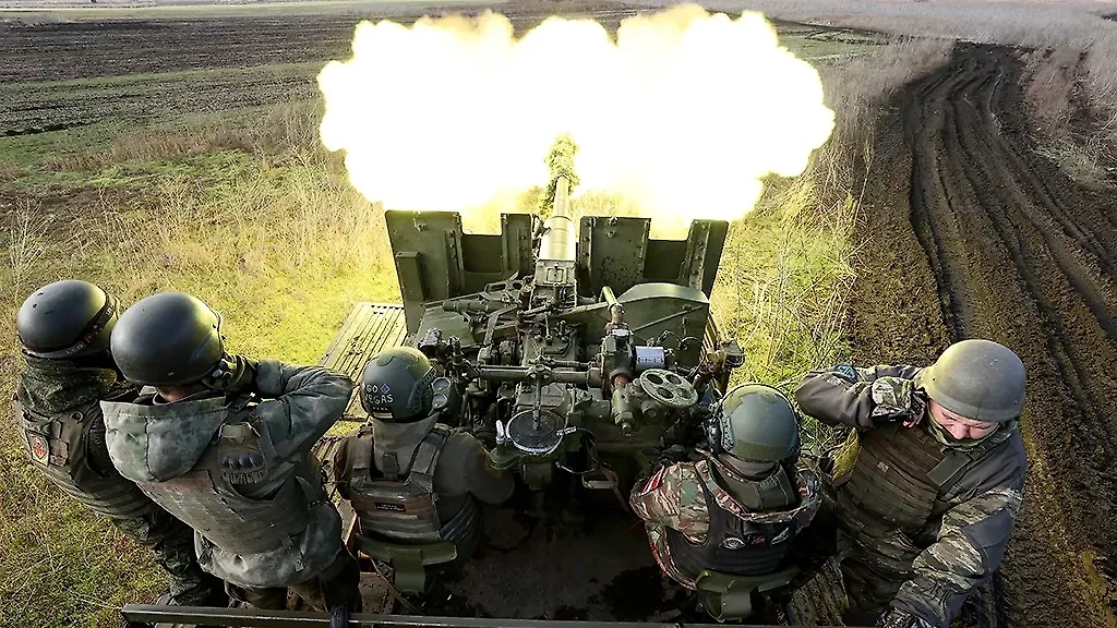 Работа российских военных в зоне СВО. Обложка © ТАСС / Александр Полегенько