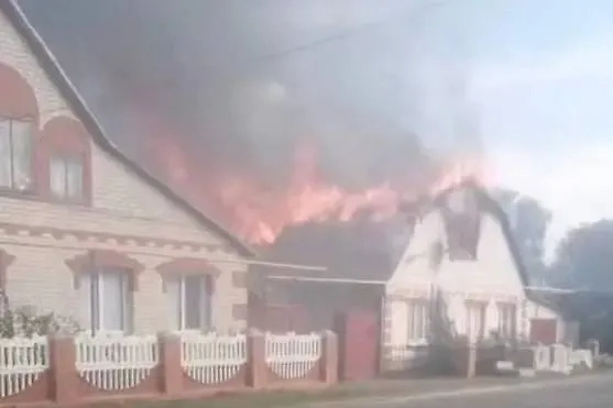 Кадр из видео с последствиями атаки ВСУ в курском приграничье. Обложка © Telegram / Дневник Мракоборцев | Z🇷🇺 (Группа Аида СпН "Ахмат" МО РФ/друзья/тыл)