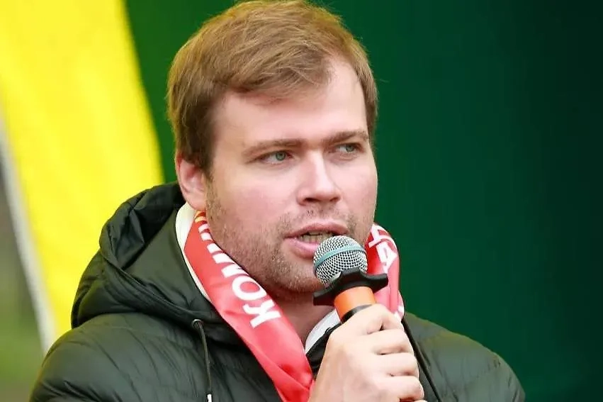 Леонид Зюганов пошёл по стопам знаменитого деда. Обложка © Telegram / Леонид Зюганов