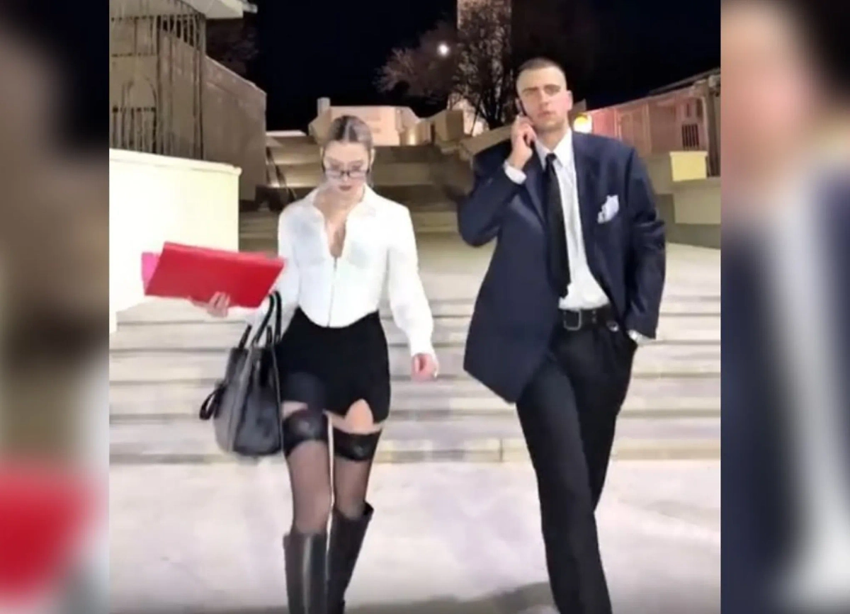 Пара записала вызывающее видео на фоне обелиска Обложка © Telegram / Полиция Севастополя