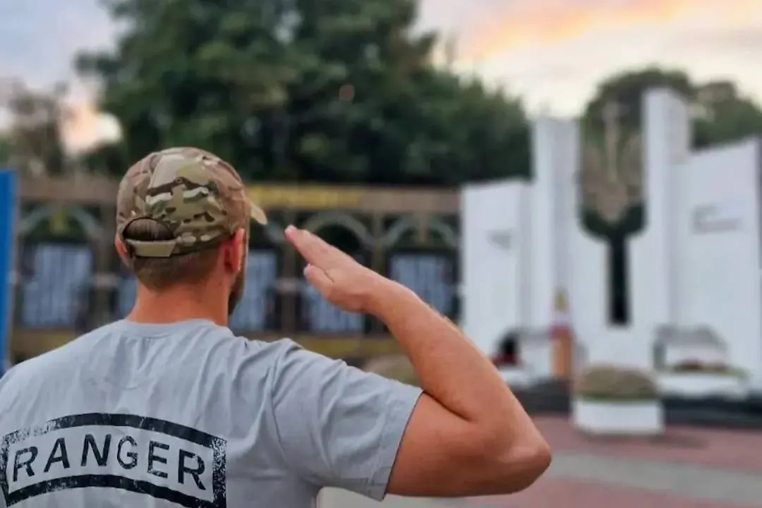 Футболки у американских и украинских рейнджеров совершенно идентичны. Фото © Instagram (признан экстремистской организацией и запрещён на территории Российской Федерации) / rangers_sof_ua