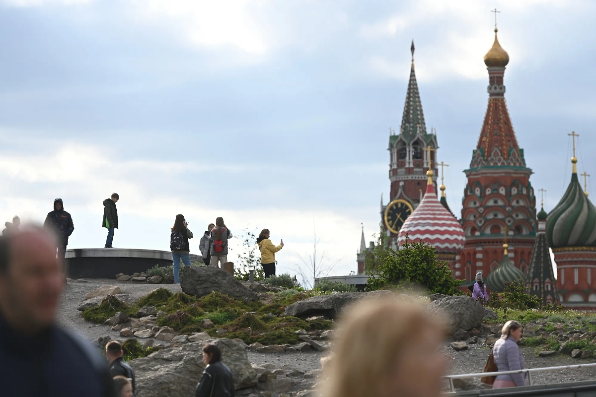 Москвичей обрадовали потеплением с 15 апреля. Обложка © Life.ru