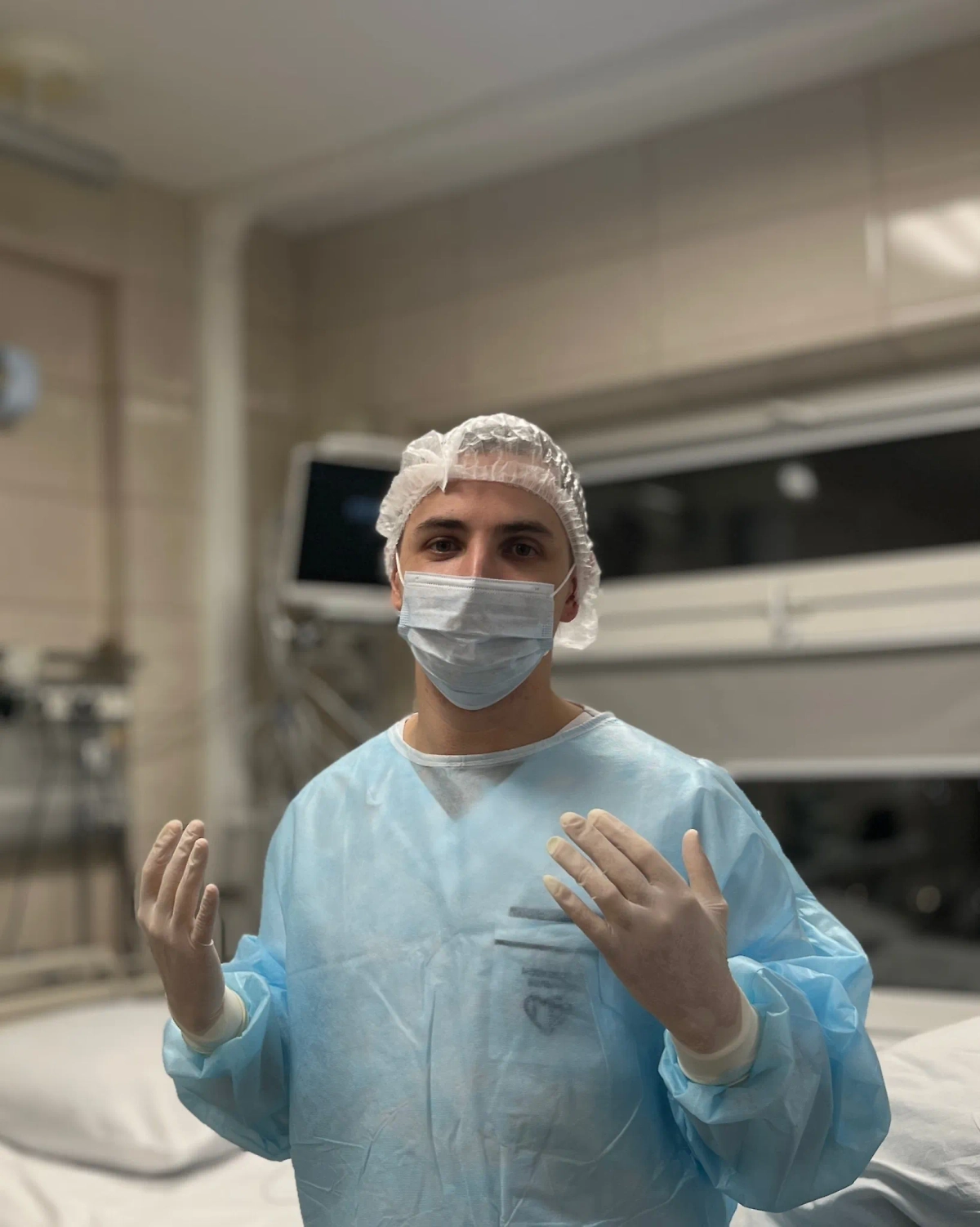 Алексей Леонов работает реаниматологом. Фото © Личный архив Алексея Леонова