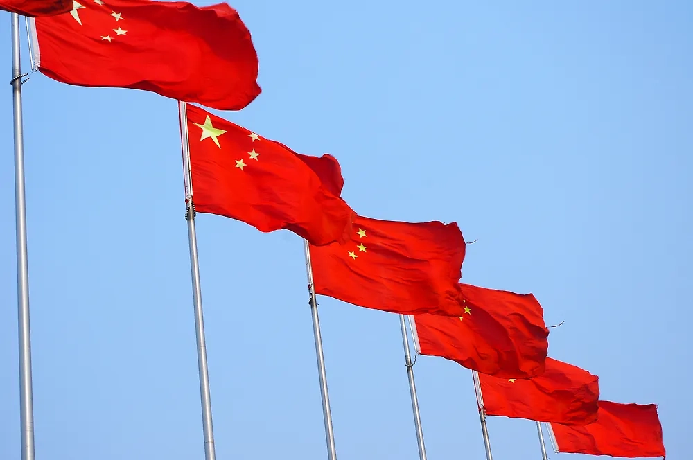 Обложка © Shutterstock / FOTODOM / feiyuezhangjie