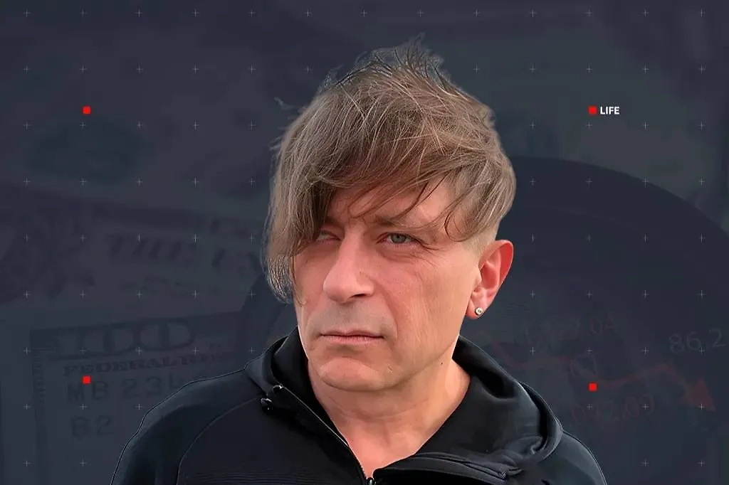 Все имена Лёвы Би-2* теперь учтены Минюстом. Обложка © Коллаж © Life.ru, фото © Shutterstock / FOTODOM / Dilok Klaisataporn, © Instagram (признан экстремистской организацией и запрещён на территории Российской Федерации) / levab2