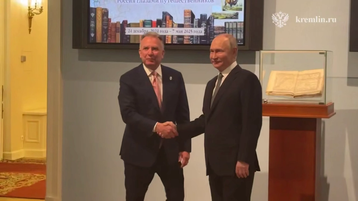Стивен Уиткофф и Владимир Путин в Петербурге. Обложка © Telegram / Кремль. Новости