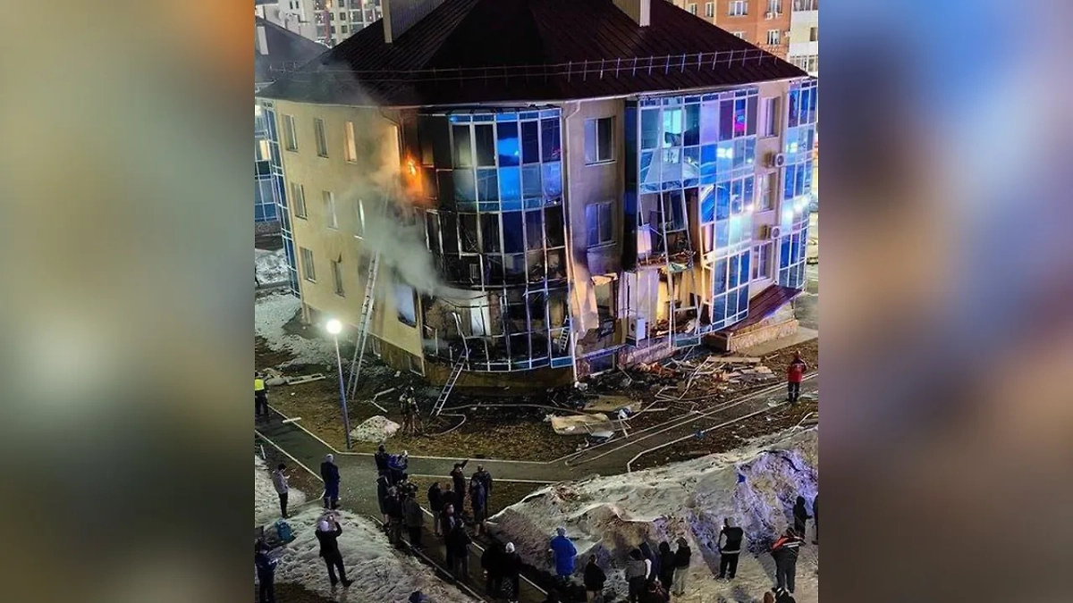 Последствия взрыва газа в жилом доме в Ханты-Мансийске. Фото © SHOT