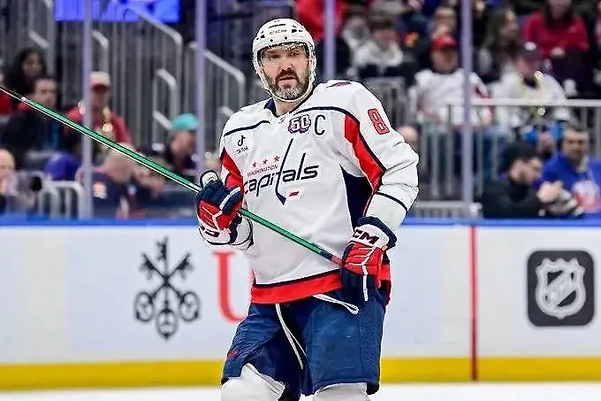 Александр Овечкин. Обложка © X / NHL