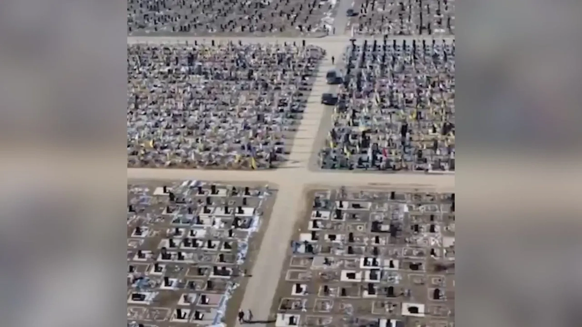 Кадры кладбища в Харькове. Фото © «Радио Свобода»*