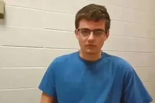 Никита Касап, обвиянемый в убийстве родителей и подозреваемый в подготовке покушения на Трампа. Фото © Окружной суд округа Трего