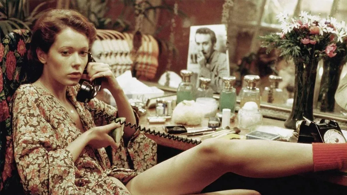 Фото © Кадр из фильма «Эммануэль», режиссёр Жюст Жакен / Kinopoisk