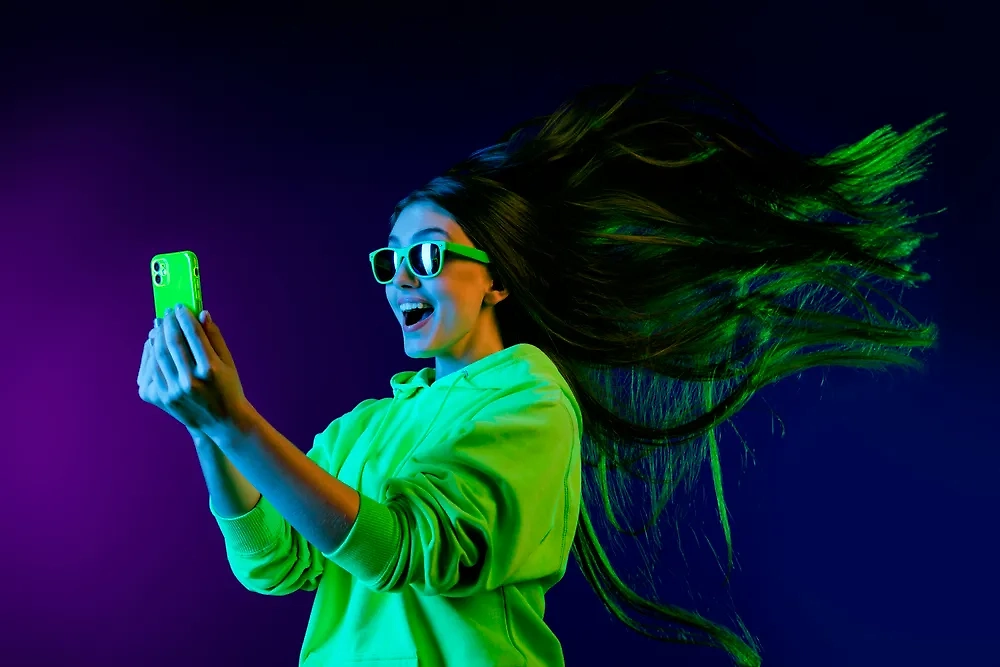 В столице скорость мобильного интернета стала выше. Обложка © Shutterstock / FOTODOM / Roman Samborskyi