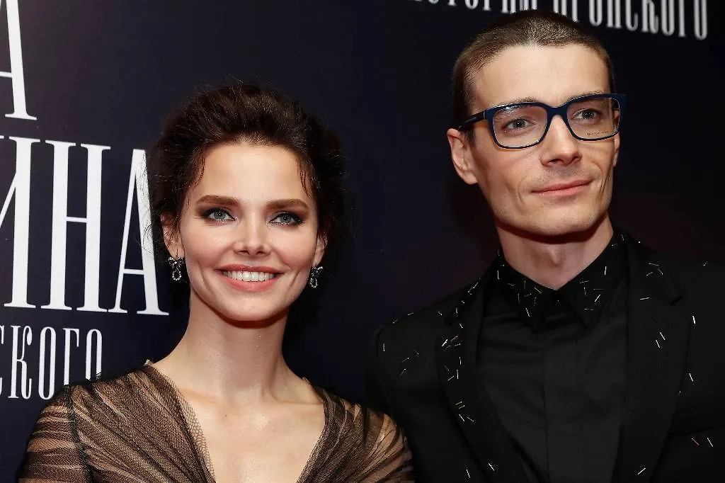 От экранных поцелуев к реальным отношениям: романы знаменитостей. Фото © ТАСС / Артём Геодакян