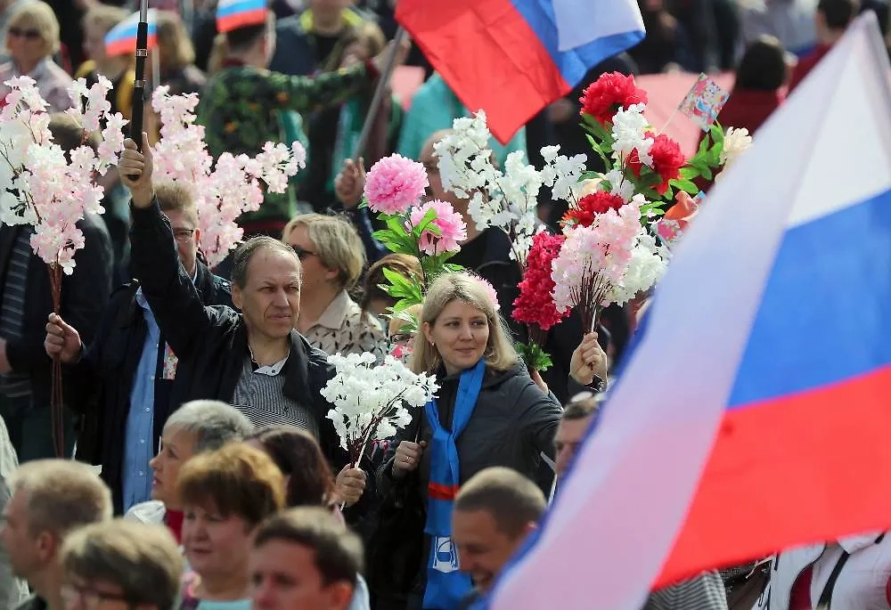 Лучшие поздравления с Днём Весны и Труда. Фото © ТАСС / Сергей Савостьянов