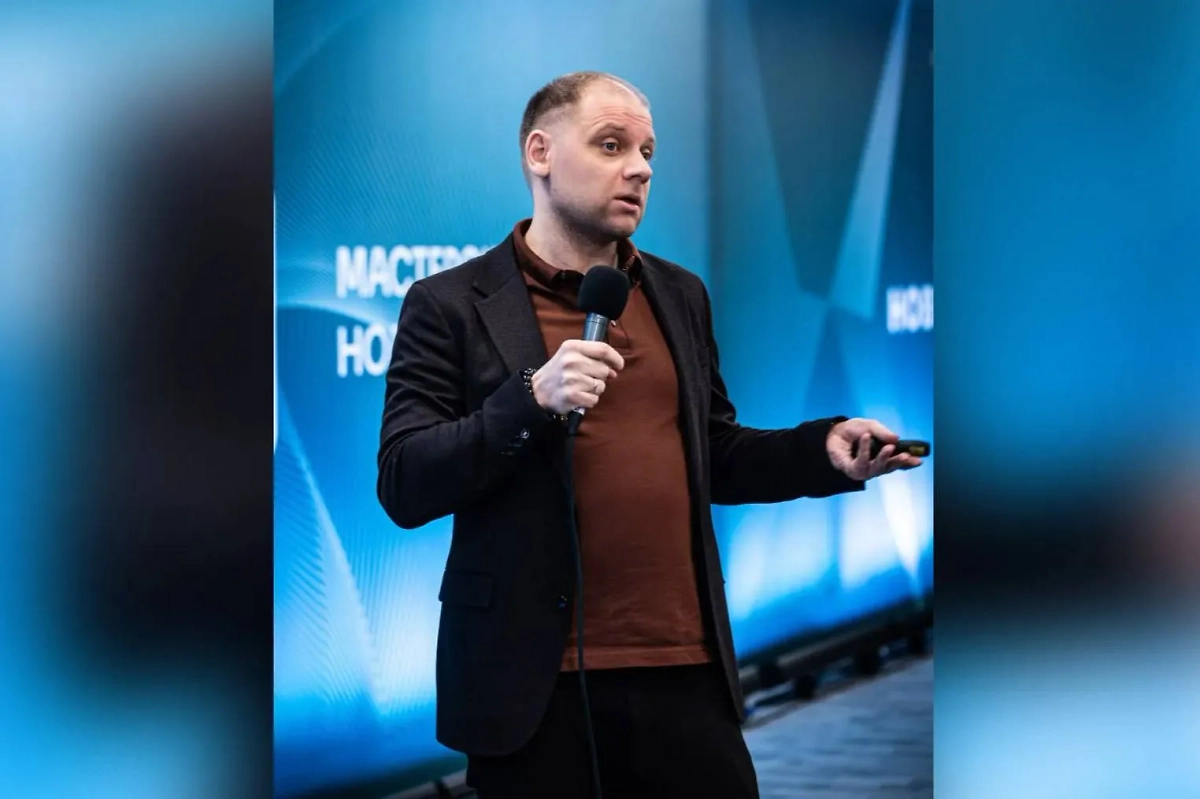 Генеральный директор объединённой редакции LIFE и SHOT Денис Арапов. Обложка © Life.ru