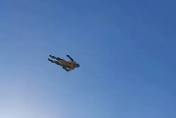 Запуск человека-ядра. Обложка © YouTube / kantorus