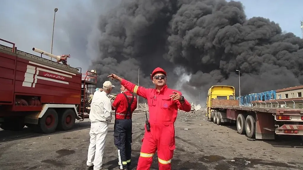 Взрыв в Иране. Обложка © Gettyimages / Anadolu