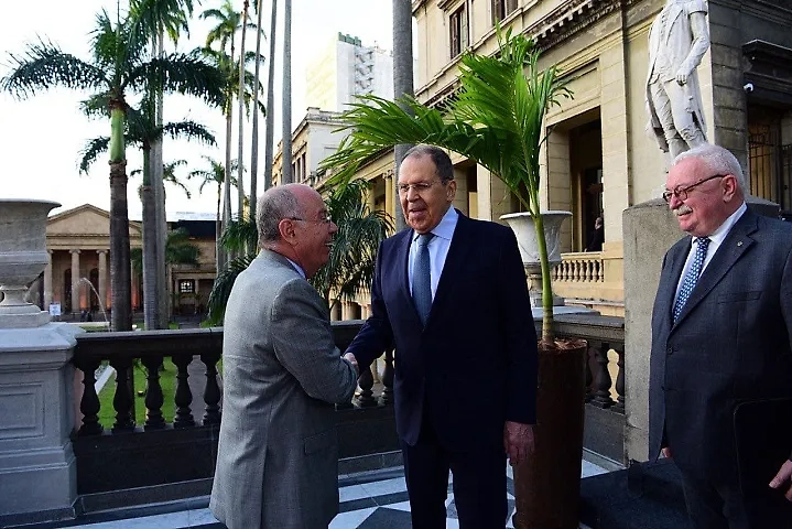 Лавров на встрече с главой МИД Бразилии Виейрой. Обложка © mid.ru