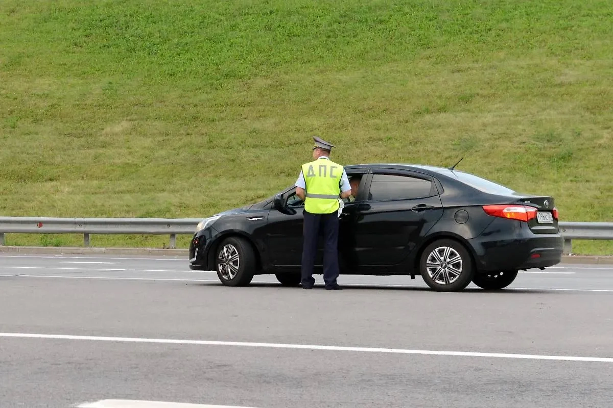 С 1 мая увеличат штрафы за некоторые нарушения ПДД. Фото © Shutterstock / FOTODOM / Free Wind 2014