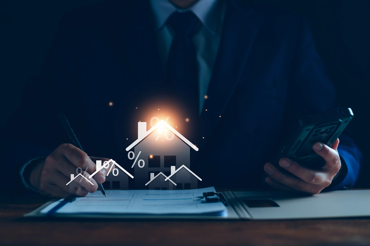 Обложка © Shutterstock / FOTODOM / LALAKA