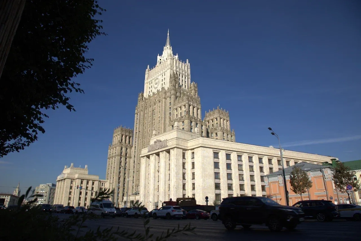 Здание МИД РФ. Фото © Life.ru