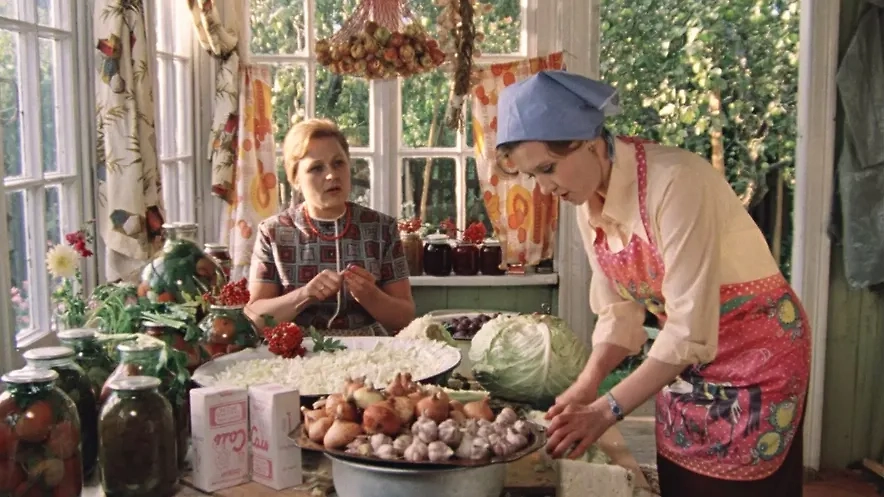 Обложка © Кадр из фильма «Москва слезам не верит», режиссёр Владимир Меньшов, сценарист Валентин Черных / Kinopoisk