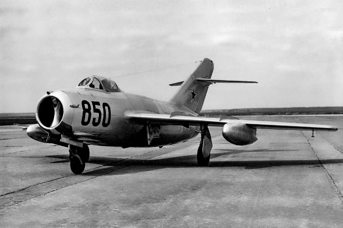 МиГ-15. Фото © Telegram / ПАО «ОАК»