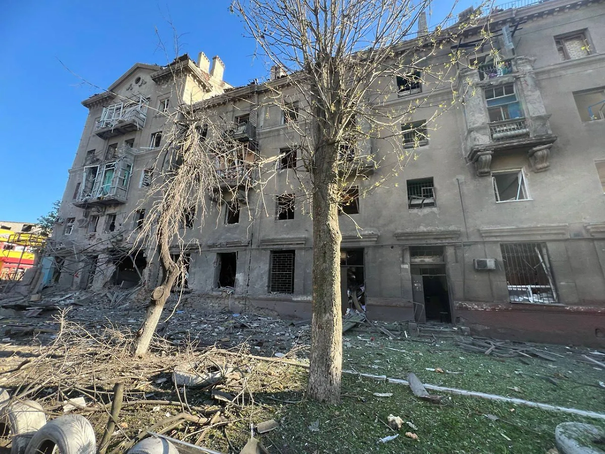 В результате артобстрела в Горловке пострадали сотрудники полиции. Фото © МВД по ДНР