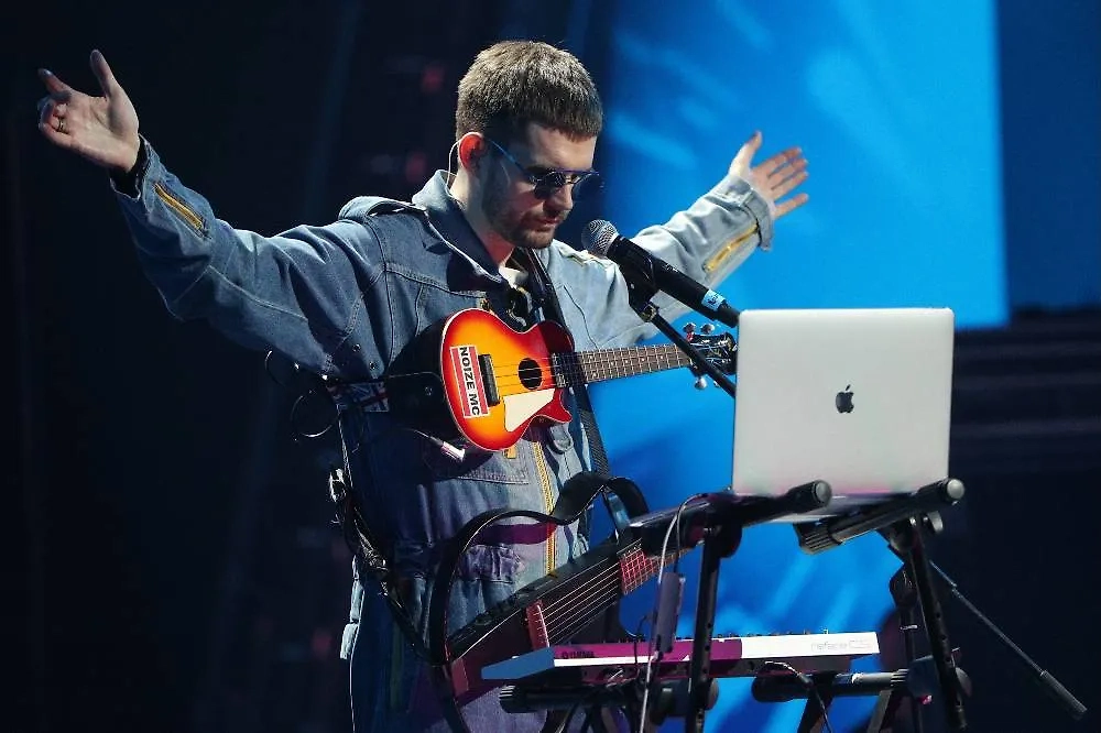 Noize MC* во время одного из концертов. Фото © ТАСС / Гавриил Григоров