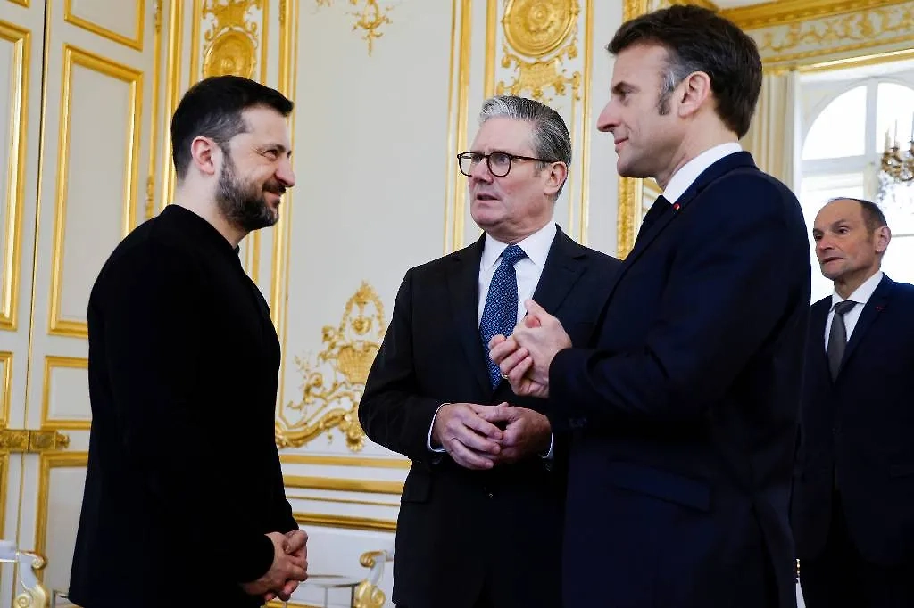 Владимир Зеленский, Кир Стармер, Эмманюэль Макрон. Фото © ТАСС / AP
