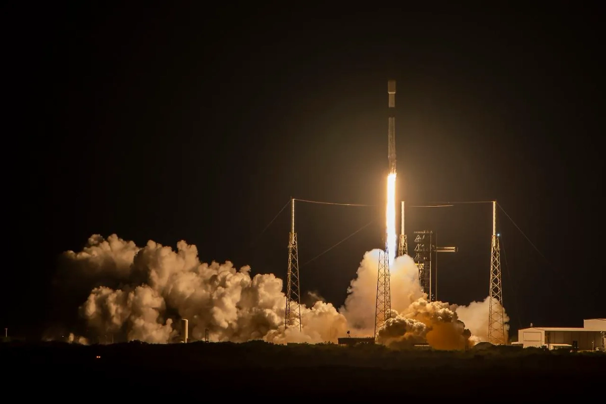 Falcon 9. Обложка © X / SpaceX