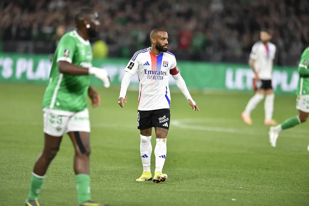 Фрагмент матча между «Сент-Этьеном» и «Лионом». Фото © ТАСС / Zuma