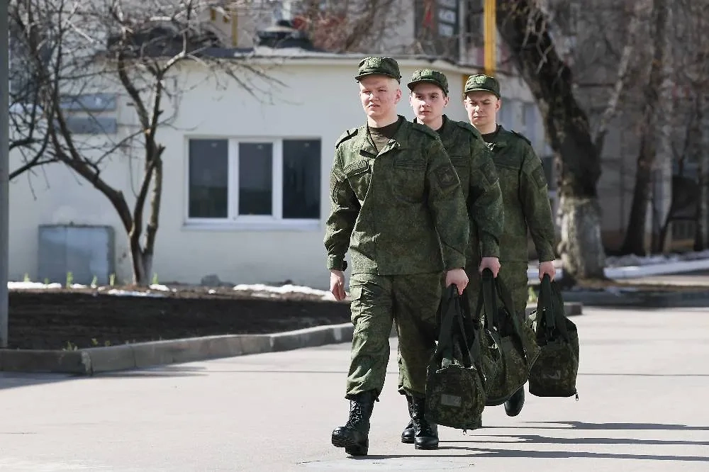 Обложка © ТАСС / Сергей Савостьянов