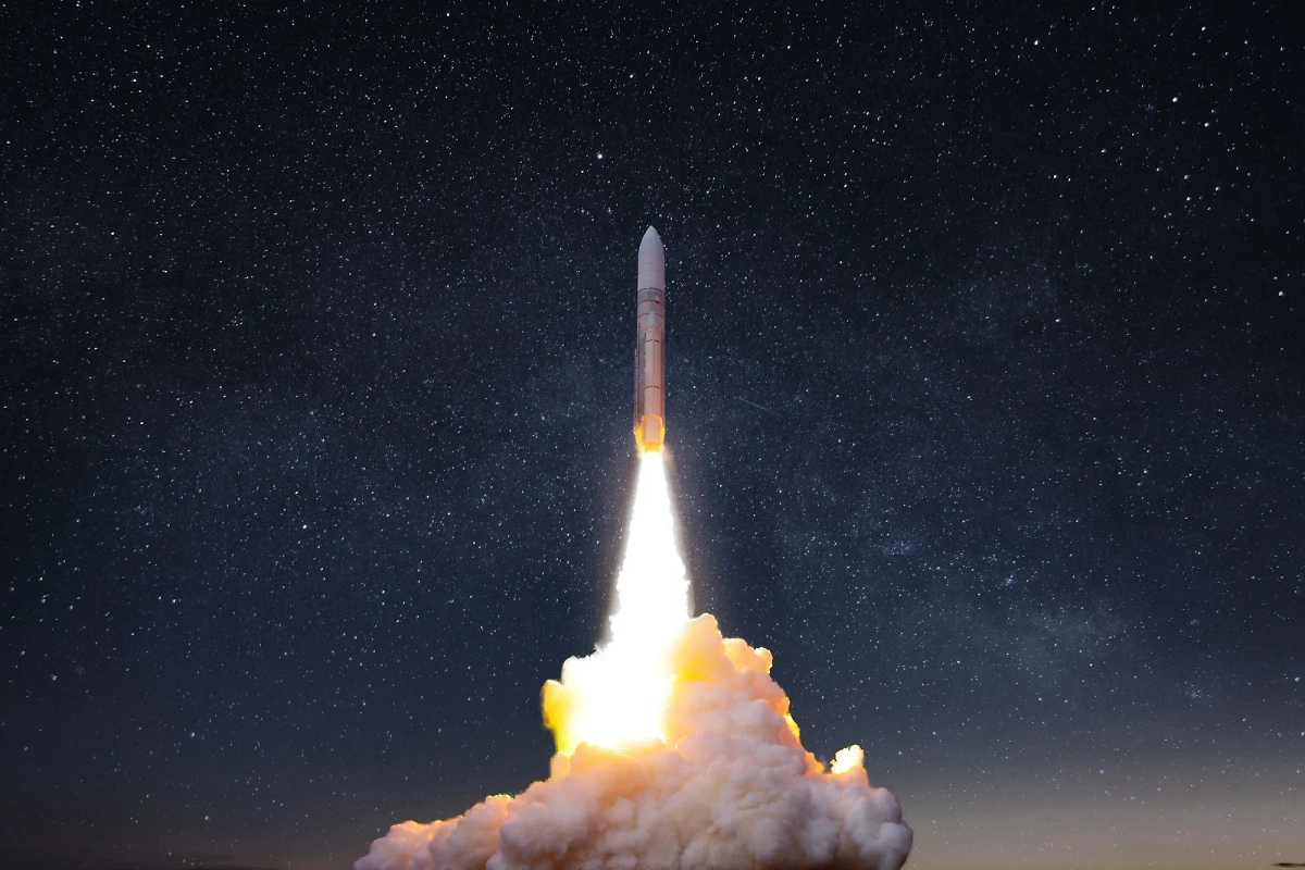 Китай объявил дату запуска «Шэньчжоу-20». Обложка © Shutterstock / FOTODOM / Alones