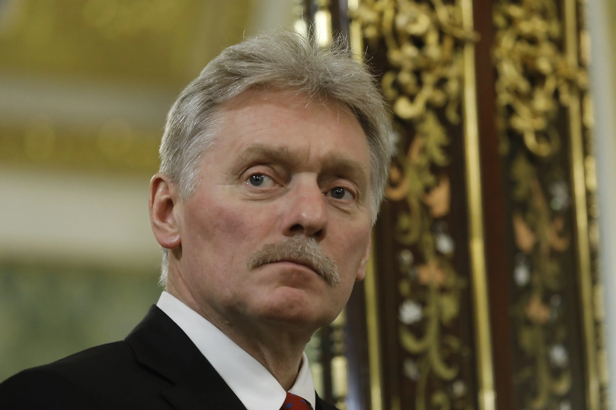 Дмитрий Песков. Обложка © Life.ru 